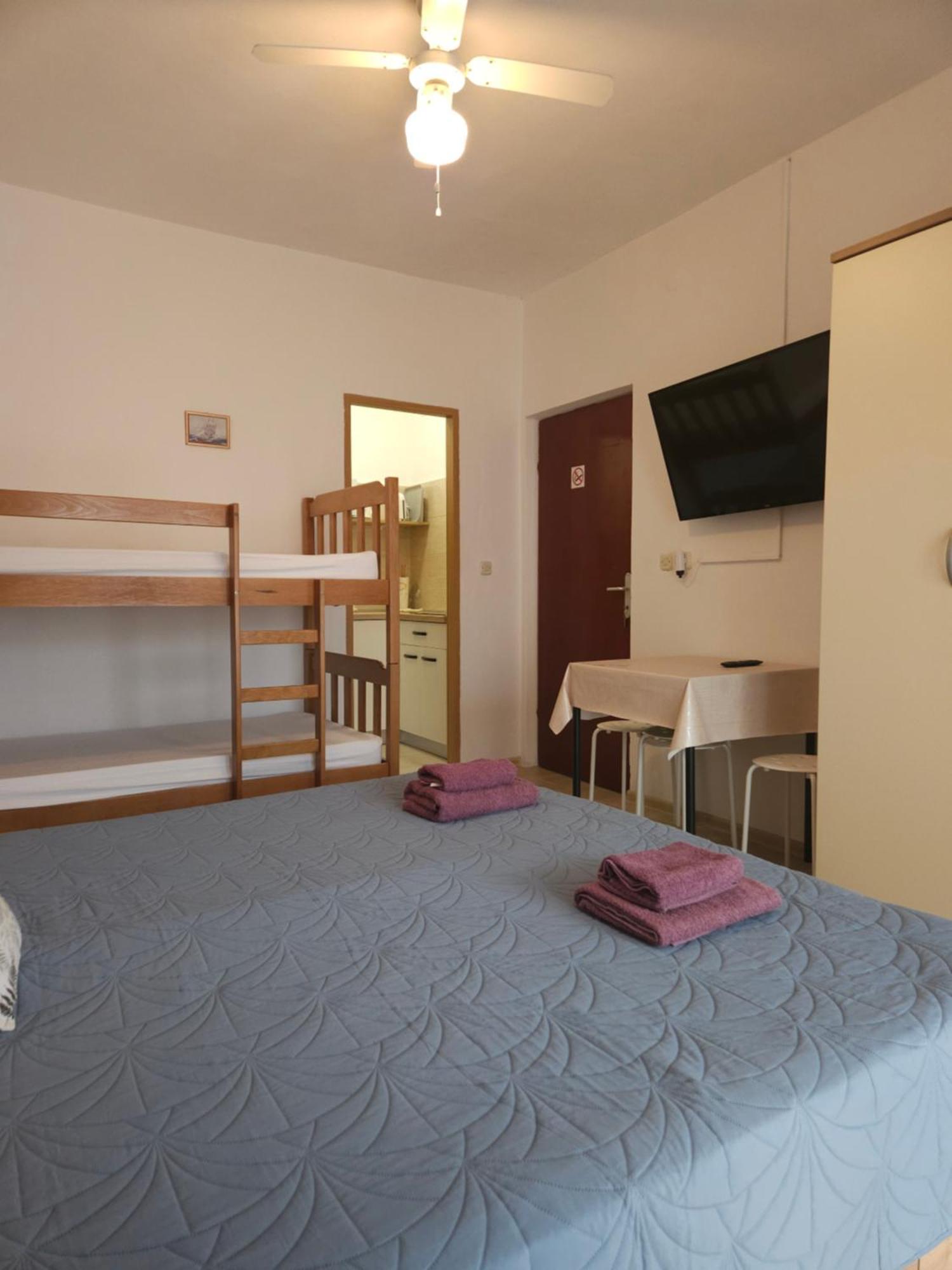 B&B Sobe Magdalena Metajna Ruang foto
